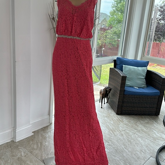 Dresses & Skirts - Watermelon pink lace a cut dress